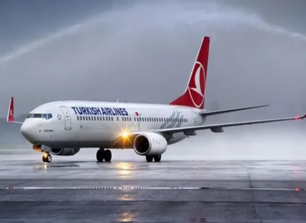 Fatih Altaylı: THY’nin uçak filosu gittikçe eskiyor, uçaklarına her binişimde mutlaka bir sorunla karşılaşıyorum!
