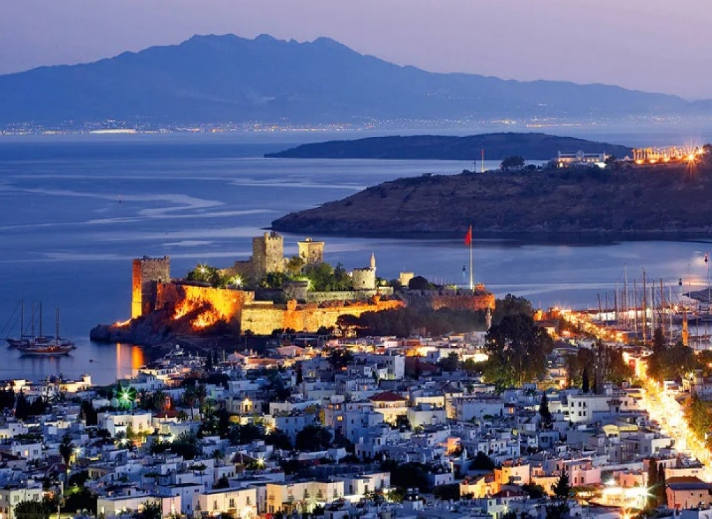 SGK ve Muğla Vergi Dairesi, Bodrum Belediyesi’nin 1800 mülküne haciz koymuş!